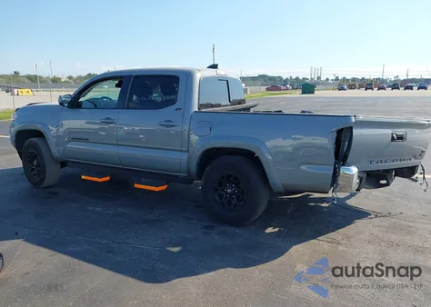 2021 Toyota Tacoma Sr5 V6 z USA, uszkodzony, nr VIN 5TFAZ5CN3MX102811